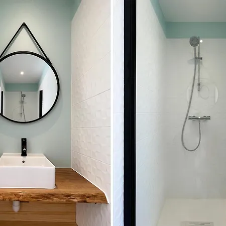 Aqua-villas And Sea Apartment